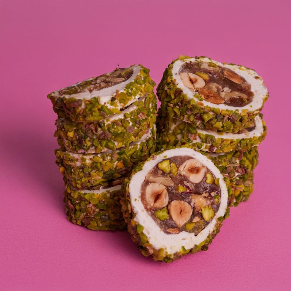 Sarma Lokum  Fıstık Kaplamalı